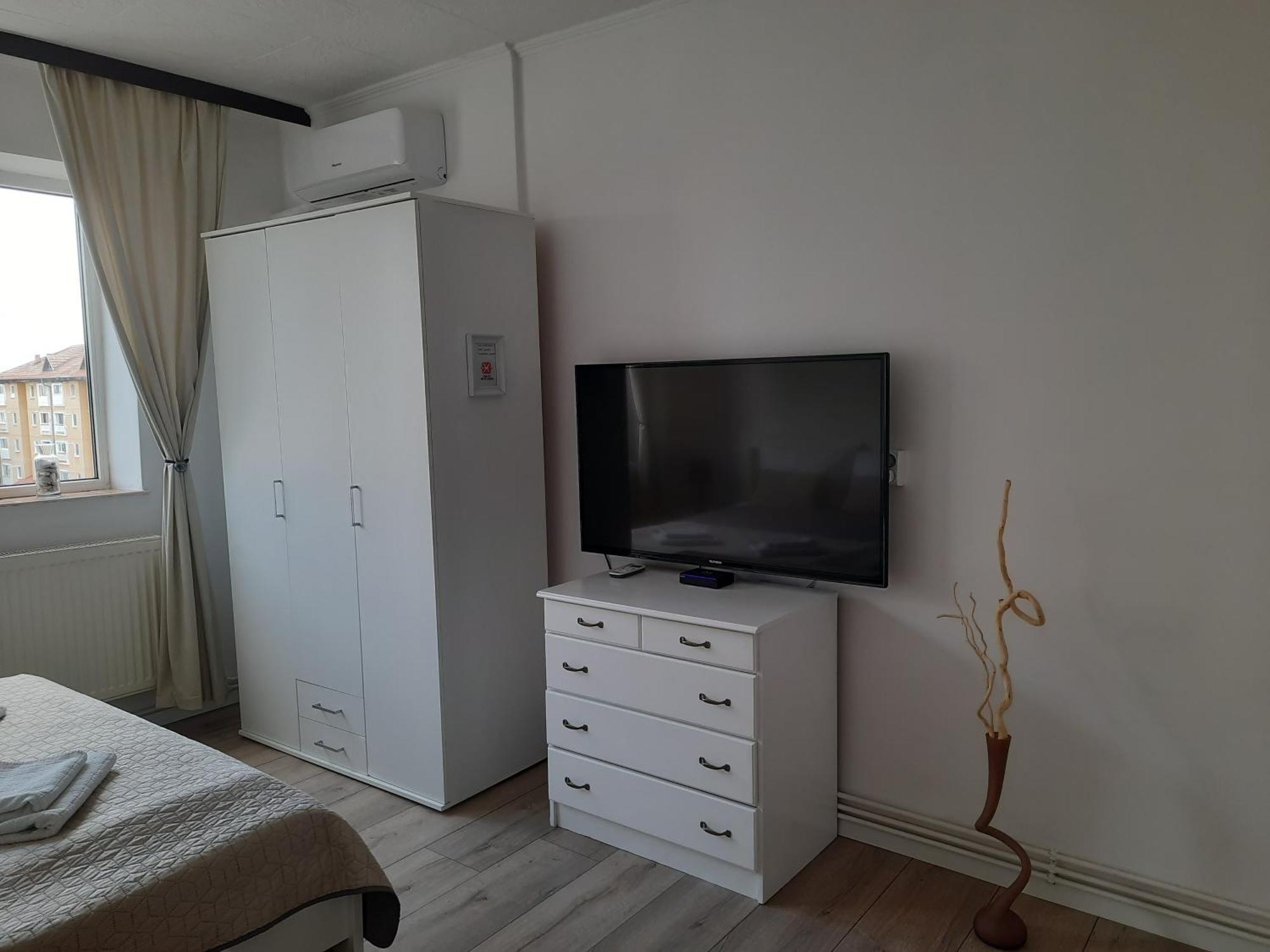 Lyra Apartment Sfantu Gheorghe  ภายนอก รูปภาพ